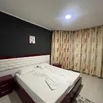 B&B Kompleksi Kenaqesia 4*
