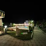 Bed and breakfast Kompleksi Kenaqesia Rubjeke