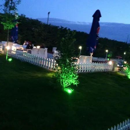 Kompleksi Kenaqesia 4*