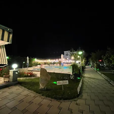 Bed & Breakfast Kompleksi Kenaqesia Rubjeke
